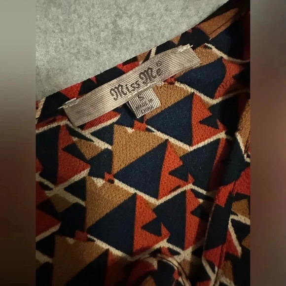 Miss Me Orange geometric blouse size S - Picture 5 of 7